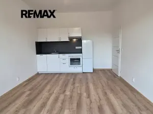 Pronájem bytu 2+kk, Praha - Záběhlice, Záběhlická, 45 m2