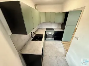 Pronájem bytu 4+1, Opava, Zacpalova, 92 m2