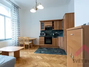 Pronájem bytu 2+kk, Praha - Karlín, Sokolovská, 48 m2
