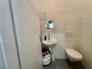 Pronájem obchodního prostoru, Brno, Poštovská, 32 m2
