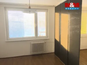Pronájem bytu 1+kk, Slaný, Na Dolíkách, 33 m2