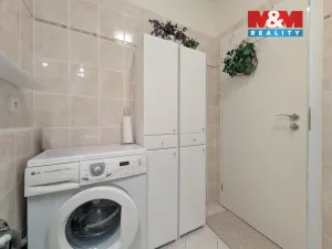 Pronájem bytu 2+kk, Praha - Horní Počernice, Božanovská, 65 m2