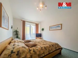 Pronájem bytu 2+kk, Praha - Horní Počernice, Božanovská, 65 m2
