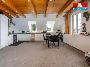 Prodej rodinného domu, Mařenice, 1190 m2