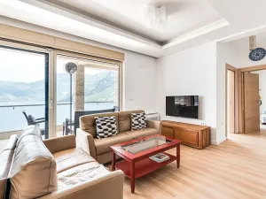 Prodej bytu 4+kk, Kostanjica, Černá Hora, 107 m2