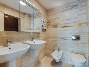 Prodej bytu 4+kk, Kostanjica, Černá Hora, 107 m2