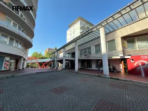 Pronájem obchodního prostoru, Praha - Stodůlky, Sluneční náměstí, 105 m2