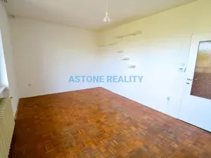Pronájem bytu 3+1, Praha - Modřany, Hřebíkova, 76 m2