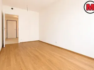 Pronájem bytu 2+kk, Praha - Vysočany, Smržových, 56 m2