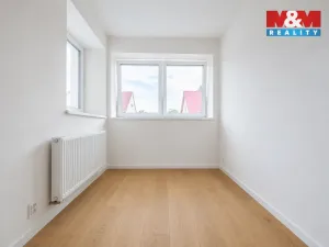 Prodej bytu 4+1, Praha - Ruzyně, Duchcovská, 80 m2