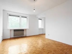 Prodej bytu 3+1, Praha - Zbraslav, Svépomoci, 85 m2