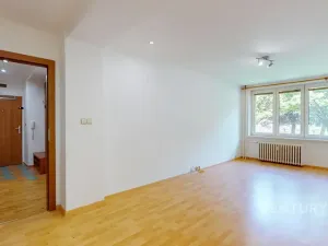Pronájem bytu 2+1, Ostrava, Svazácká, 55 m2