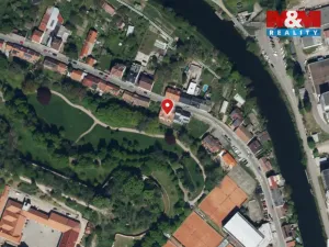 Pronájem rodinného domu, Pardubice, Labská, 200 m2