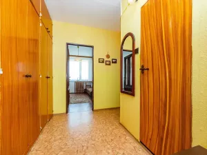 Prodej bytu 2+kk, Praha - Kobylisy, Třeboradická, 47 m2
