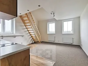 Pronájem bytu 1+kk, Úvaly, Arnošta z Pardubic, 32 m2