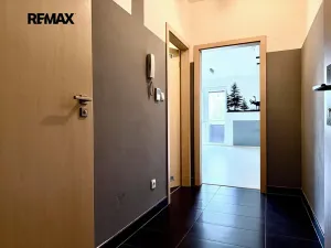 Pronájem bytu 1+kk, Brno, Houbalova, 39 m2