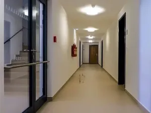 Pronájem bytu 1+kk, Praha, Štěchovická, 45 m2