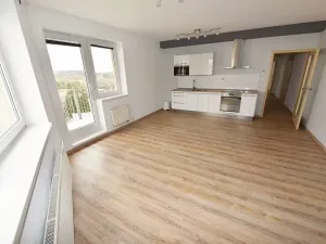 Prodej bytu 3+kk, Praha - Hostivař, náměstí Přátelství, 65 m2