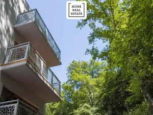 Prodej obchodního prostoru, Karlovy Vary, Šumavská, 150 m2
