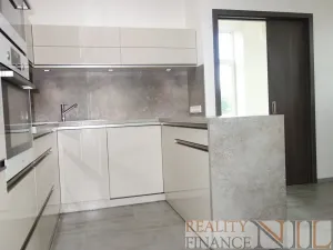 Prodej bytu 3+kk, Plzeň, Na Roudné, 82 m2