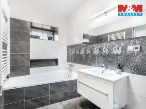 Prodej rodinného domu, Tanvald, Poštovní, 179 m2