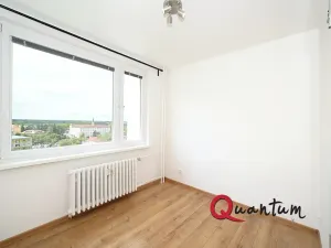 Pronájem bytu 2+kk, Praha - Řepy, Španielova, 37 m2