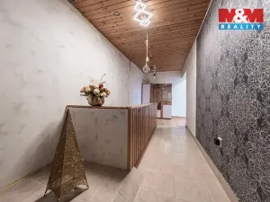 Prodej bytu 5+1, Chlumec nad Cidlinou - Kladruby, 139 m2