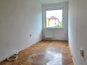 Prodej bytu 4+1, Nový Bor, Sklářská, 86 m2