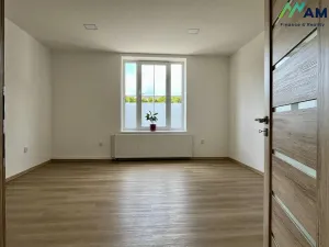 Prodej bytu 3+1, Třinec - Staré Město, Dvořákova, 84 m2