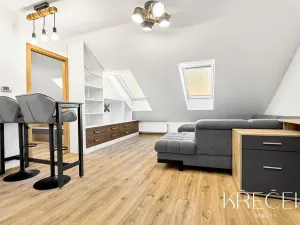 Pronájem bytu 2+kk, Třebíč, Zahradníčkova, 48 m2
