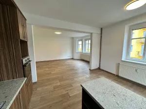 Pronájem bytu 2+1, Děčín, Škroupova, 64 m2