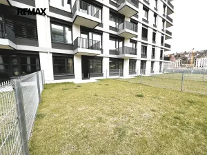 Pronájem bytu 2+kk, Praha - Vysočany, Kolbenova, 56 m2