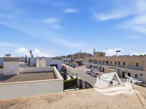 Prodej rodinného domu, Orihuela, Španělsko, Paseo Marítimo de Punta Prima, 84 m2