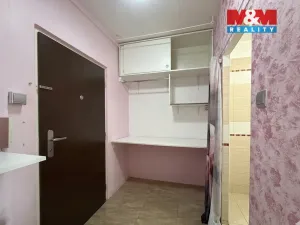 Pronájem bytu 1+1, Most, Jana Opletala, 40 m2
