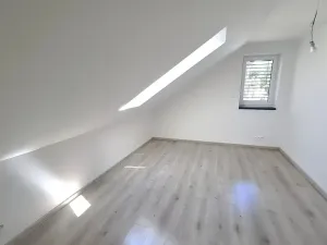 Prodej rodinného domu, Břežany II, 160 m2