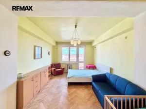 Prodej bytu 3+1, Pardubice, Palackého třída, 91 m2