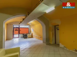 Pronájem obchodního prostoru, Čáslav - Čáslav-Staré Město, Klimenta Čermáka, 55 m2
