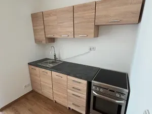 Pronájem kanceláře, Litvínov, náměstí Míru, 81 m2