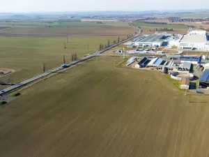 Prodej komerčního pozemku, Opava, 39508 m2