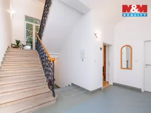 Pronájem kanceláře, Praha - Strašnice, Kolovratská, 18 m2