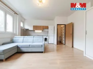 Pronájem bytu 2+kk, Praha - Břevnov, Svojsíkova, 41 m2