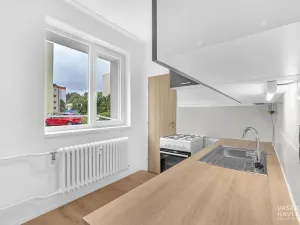 Pronájem bytu 2+1, Úpice, Sládkova, 51 m2
