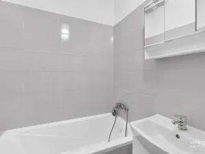 Pronájem bytu 2+1, Úpice, Sládkova, 51 m2