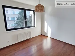 Pronájem bytu 3+kk, Jihlava, Vrchlického, 83 m2