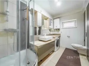 Pronájem bytu 2+1, Chomutov, Karla Buriana, 53 m2