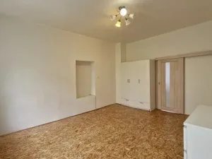 Pronájem bytu 2+1, Bruntál, Nerudova, 50 m2