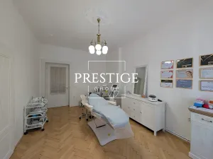 Pronájem obchodního prostoru, Praha - Josefov, Kaprova, 96 m2