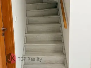 Pronájem rodinného domu, Praha - Uhříněves, Vlárská, 100 m2