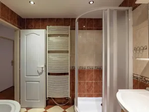 Dražba bytu 4+1, Zeleneč, Mstětická, 96 m2