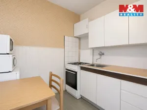 Prodej bytu 2+1, Kralupy nad Vltavou - Lobeček, Krakovská, 40 m2